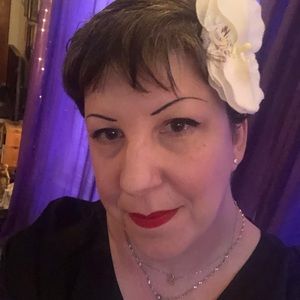 Meet your Posher, Bridget